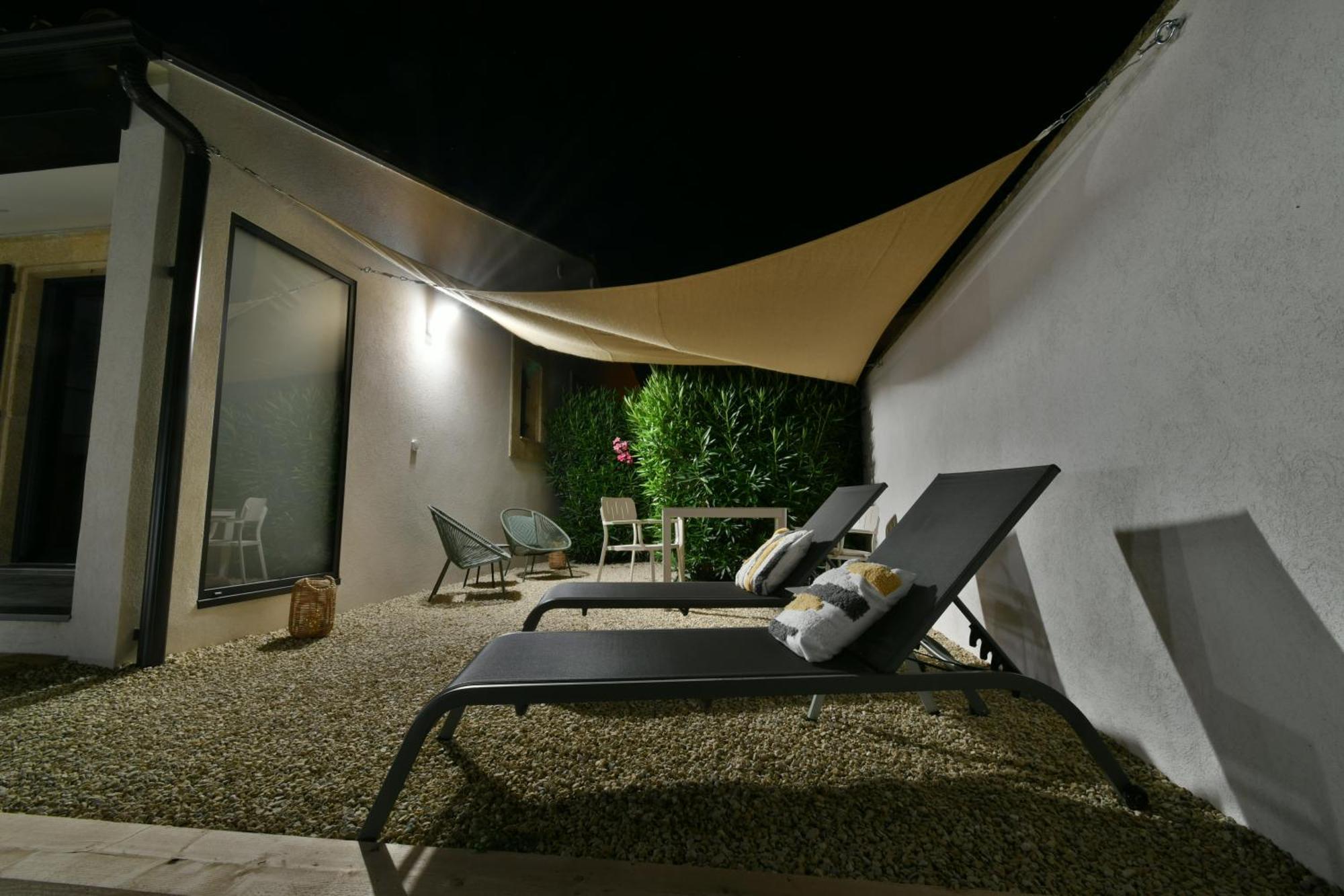 Puyvert Une Nuit En Luberon מראה חיצוני תמונה