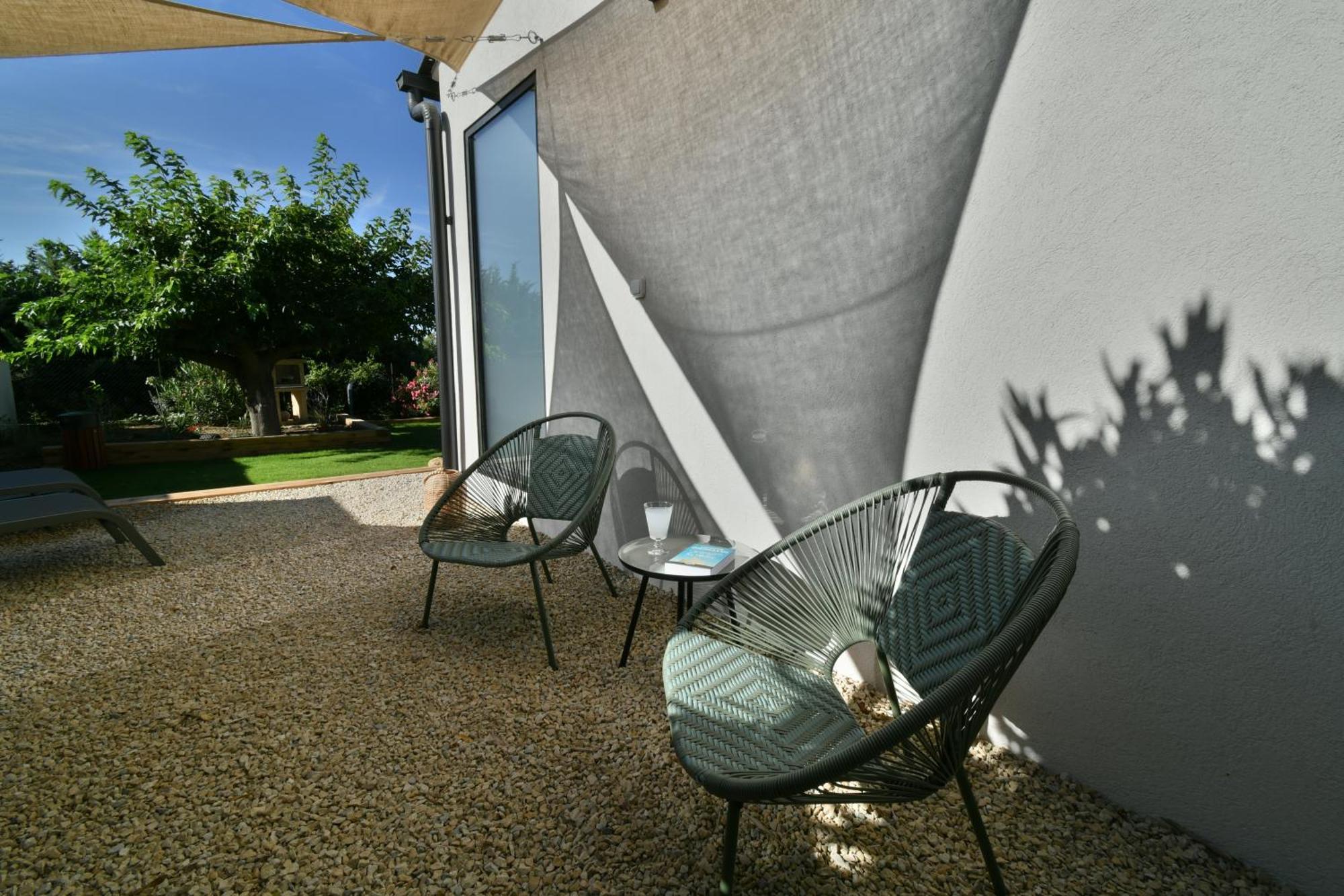 Puyvert Une Nuit En Luberon מראה חיצוני תמונה