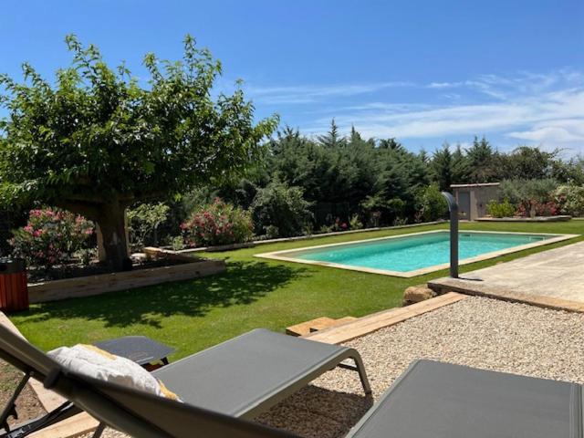Puyvert Une Nuit En Luberon מראה חיצוני תמונה
